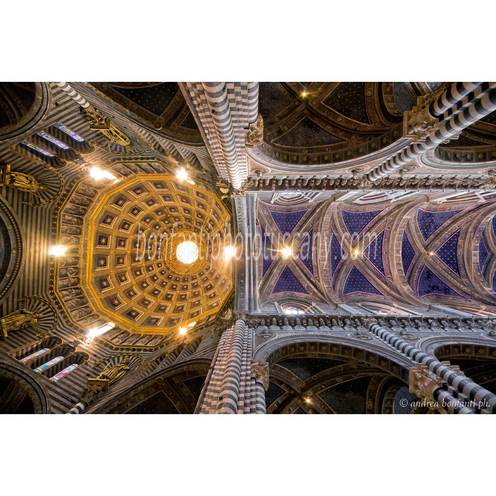 andrea bonfanti ph © Dome and central aisle of Siena Cathedral