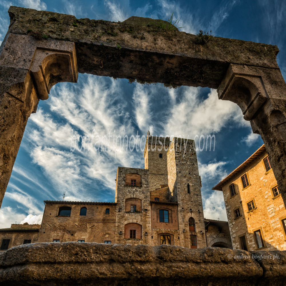 andrea bonfanti ph © Cisterna Square in San Gimignano #1 andrea bonfanti ph © Cisterna Square in San Gimignano #1