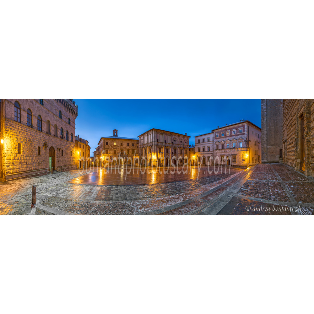 Andrea Bonfanti Photographer © Montepulciano (Siena) Piazza Grande