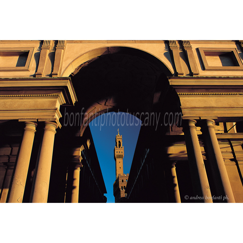 andrea bonfanti ph © Uffizi square Florence